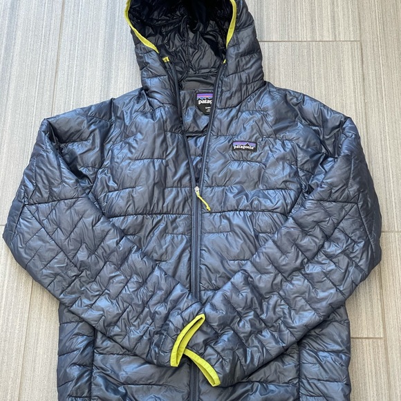 Patagonia Other - Patagonia men’s hooded micro puff